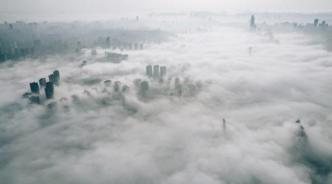【“飞阅”中国】又被你美到了！雾锁山城 每一帧都是水墨画